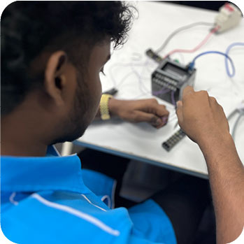 Siemens PLC training classroom session